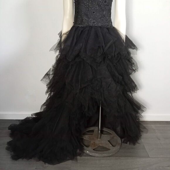 JJs House Black Formal Gown Hi Low Embellished Ruffle Wedding Goth Cosplay 8 M - Picture 5 of 9